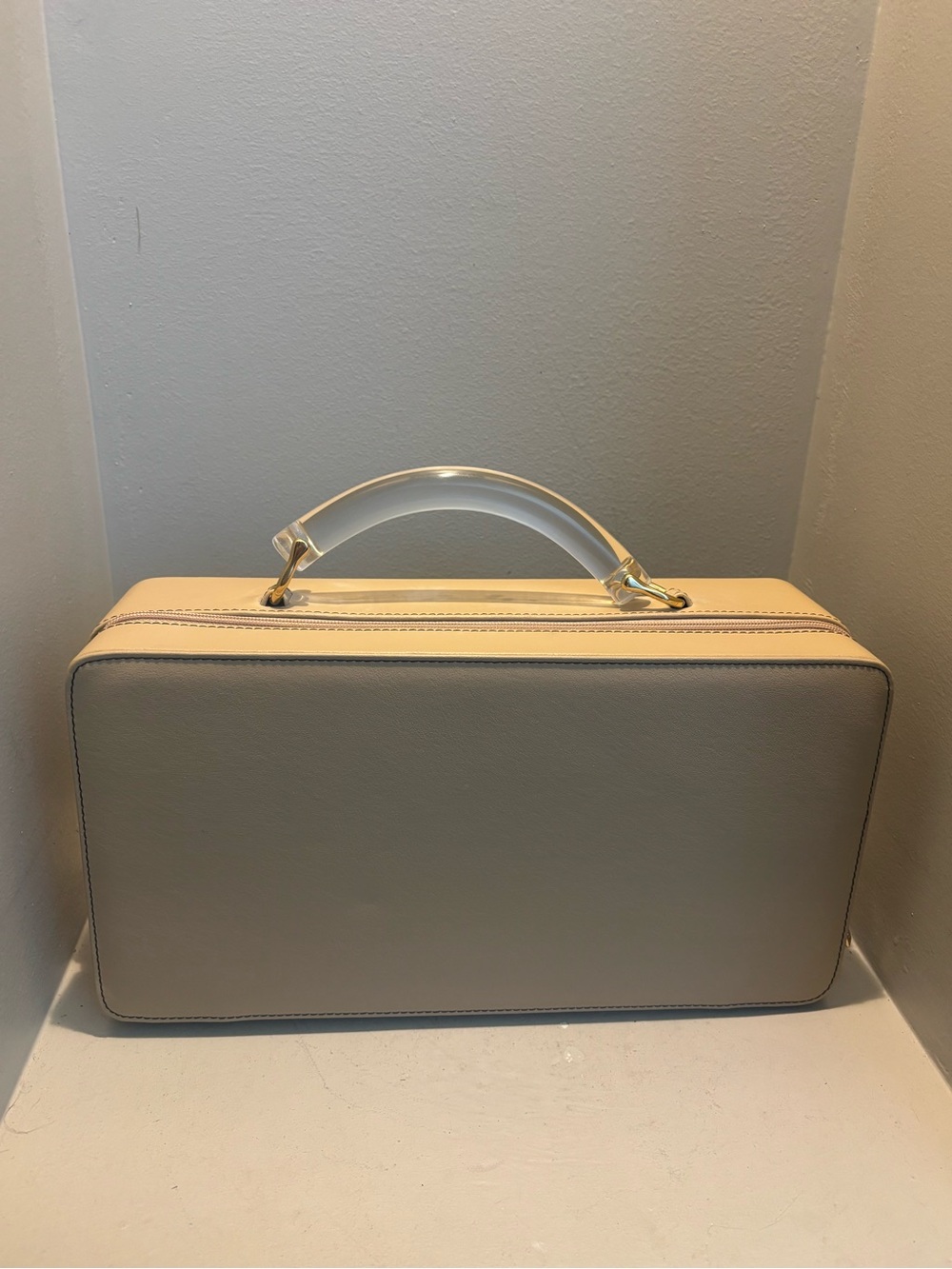 Estée Lauder tan nude lucite handle cosmetic train bag case - glam makeup travel